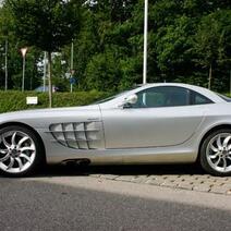 Mercedes SLR